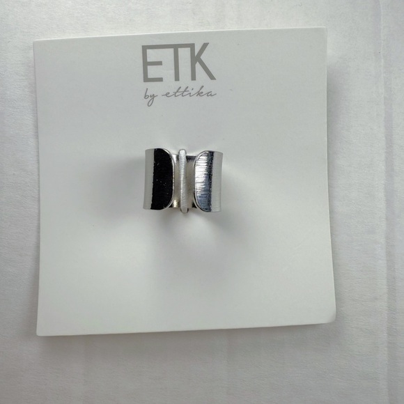 Ettika Open Ring Thick Silver Band, sz6 Minimalist - Picture 1 of 3